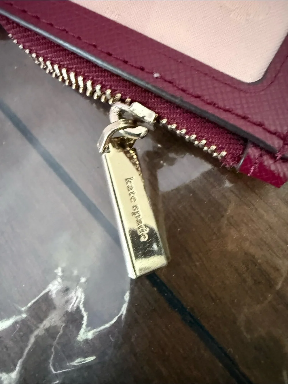 Kate Spade Cat’s Meow Cat Card Holder Wallet ID Lanyard Burgundy